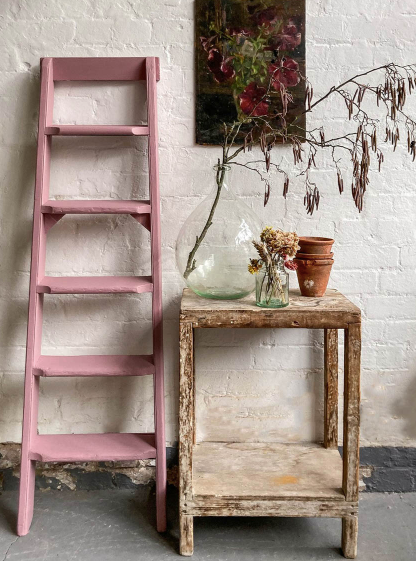 Mylands Paint, REDS & PINKS - BLOOMSBURY NO.267
