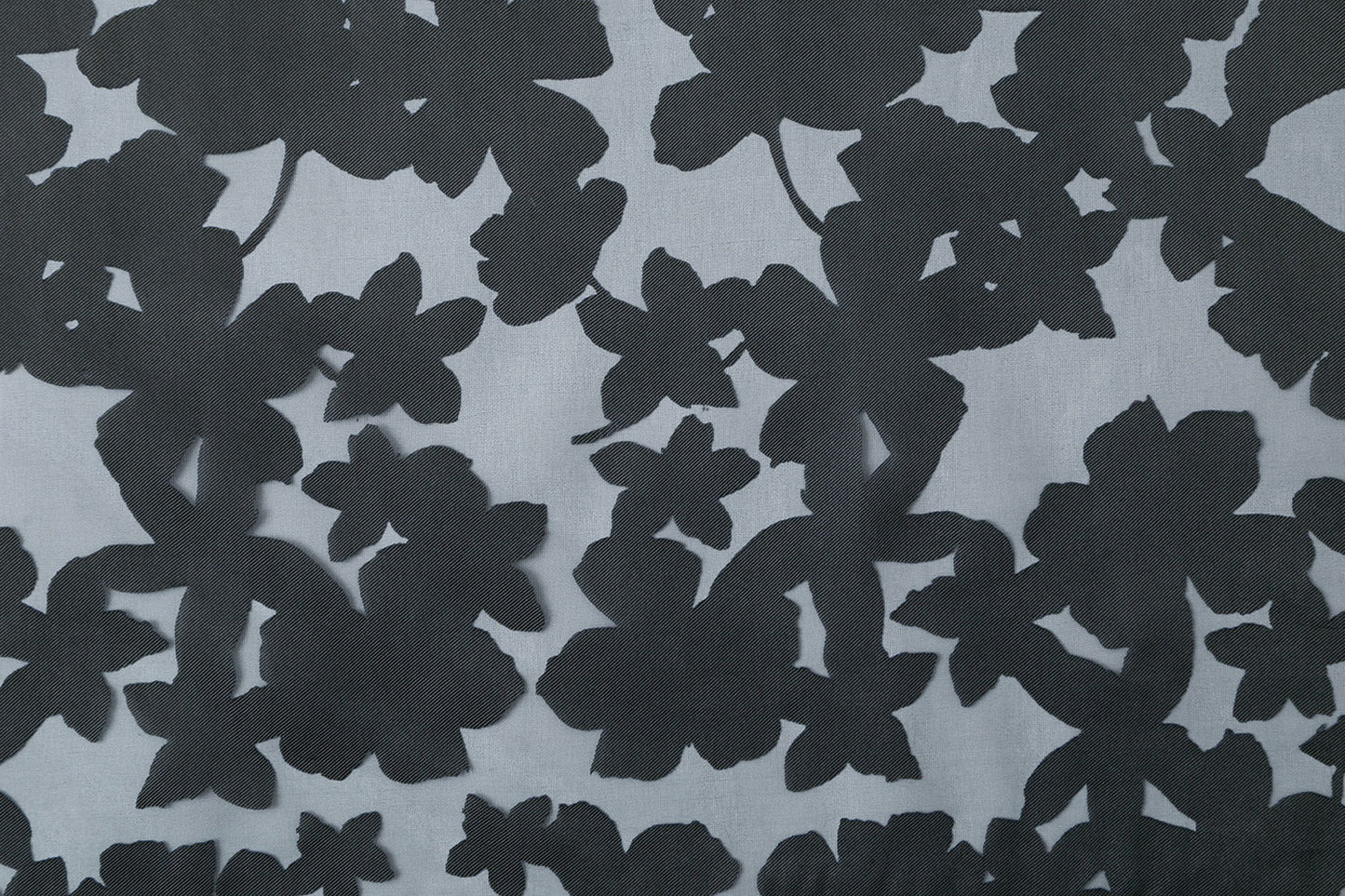 Villa Taranto - Extra wide Devore Ombre sheer